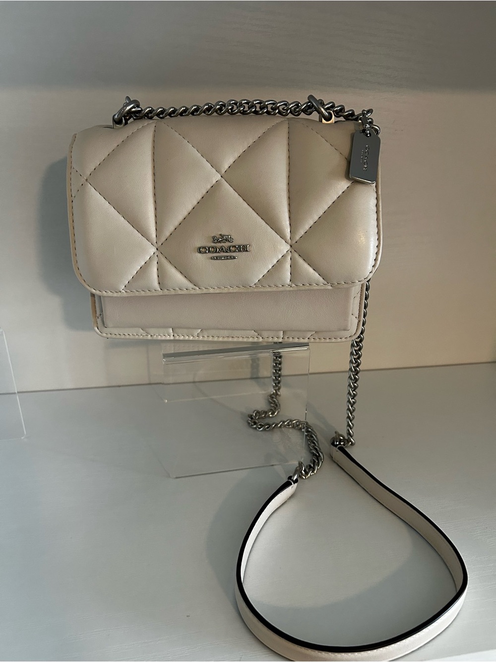 EUC Coach Klare Crossbody with Puffy Diamond Quilting chalk color